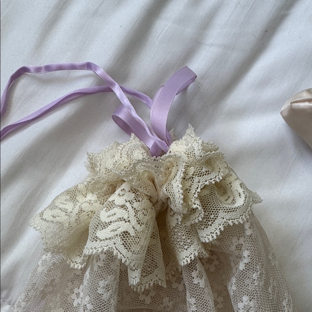 Vintage Lace hanger and lingerie bag - Picture 7 of 10